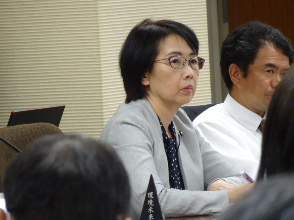 児童相談所のファーストタッチを民間に任せられるのか？ー伊藤はつみ県議決算審議中